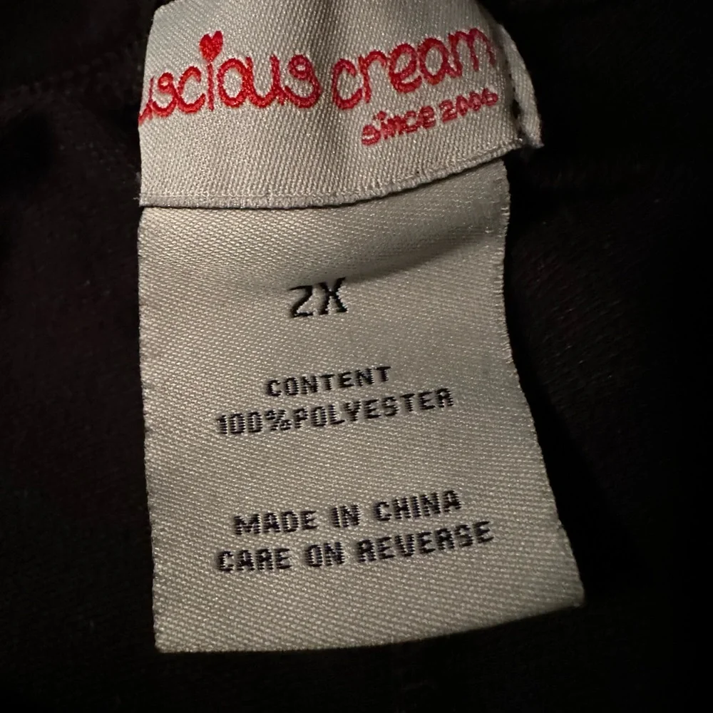 FINAL PRICE DROP Black Joggers with Graphic Print - Picture 3 of 3